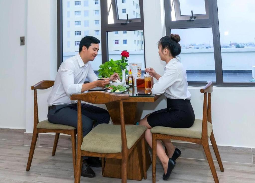 Ruby Star Hotel- Near Ben Thanh Market مدينة هوشي منه المظهر الخارجي الصورة